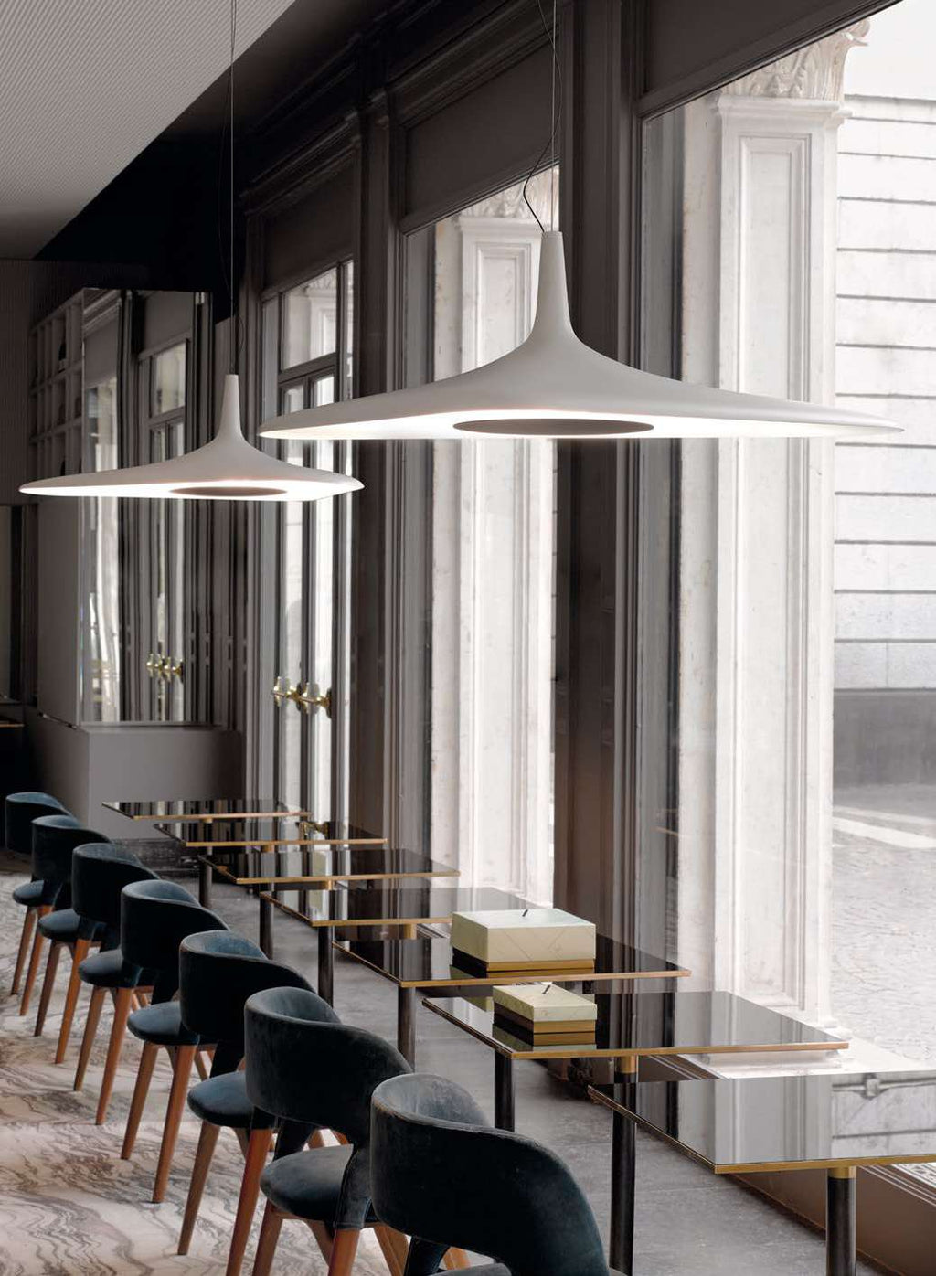 Soleil Noir Suspension Lamp